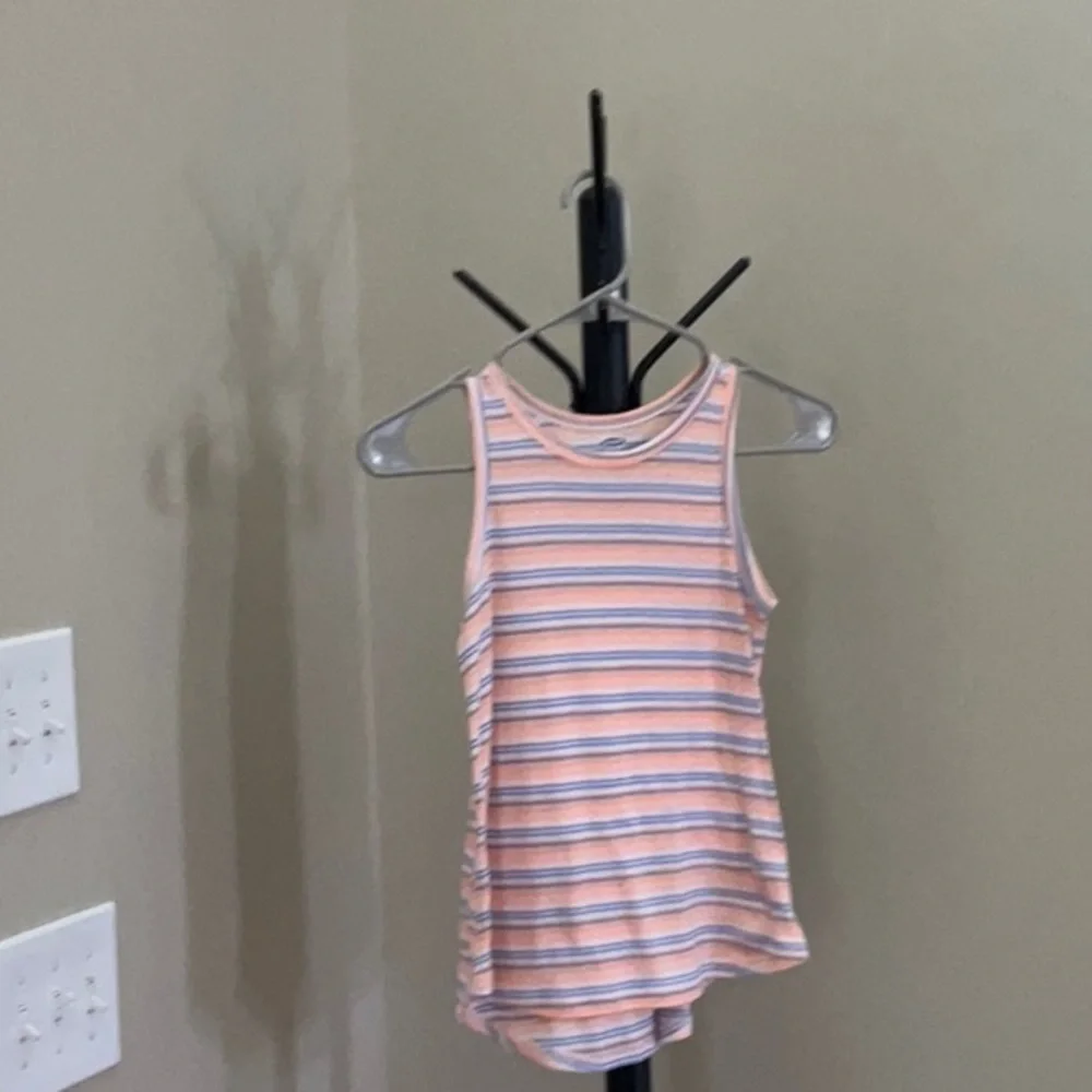 Old Navy kids tank top